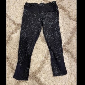 Lululemon cropped leggings